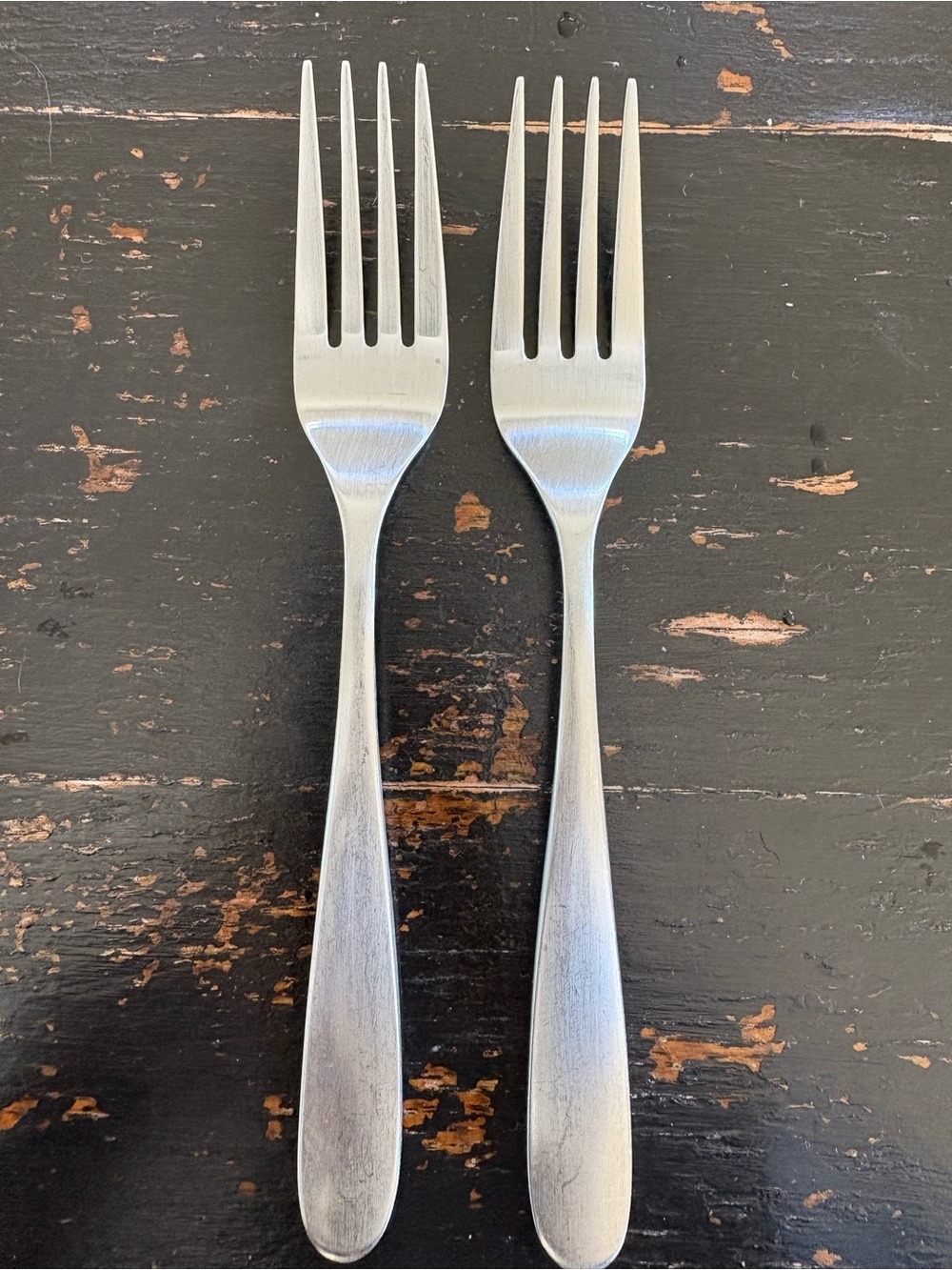 Argent Orfevres Marilyn Satin 18/10 Stainless Flatware 7 1/4” Salad Forks Set/2